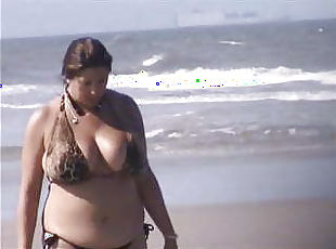 Plaj, Sapık (Voyeur), Bikini
